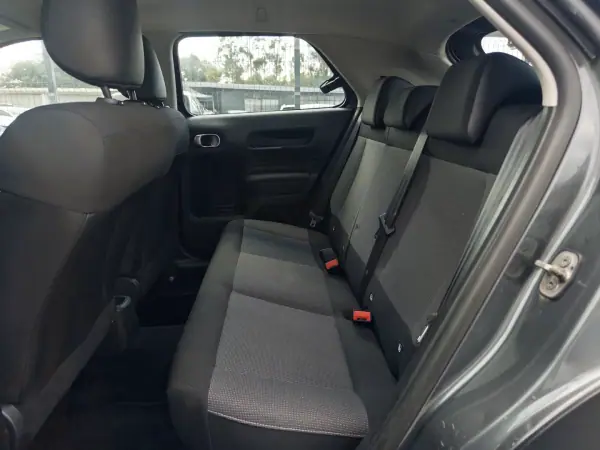 Citroën C4 Cactus 2016 - 12990 EUR, 161000 km - 161000km - foto 30 de 35