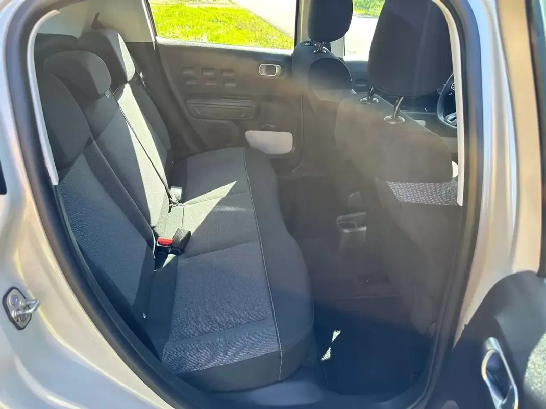 Citroën C3 2018 - 8200 EUR, 107000 km - AUTO.MOTO.pt - 107000km - foto 9 de 11