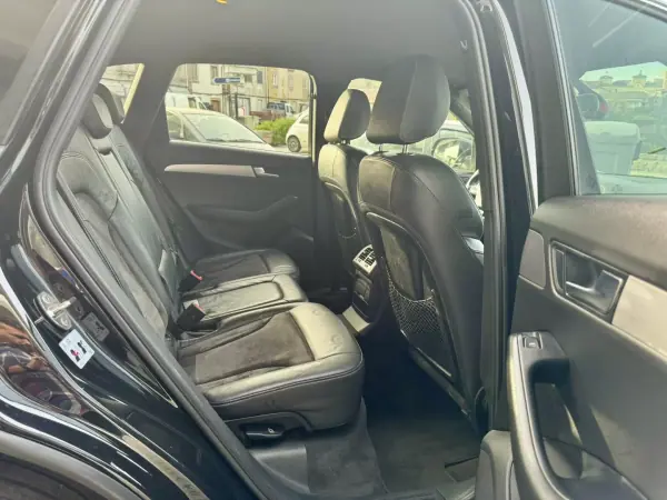 Audi Q5 2008 - 13900 EUR, 201500 km - AUTO.MOTO.pt - 201500km - foto 11 de 25