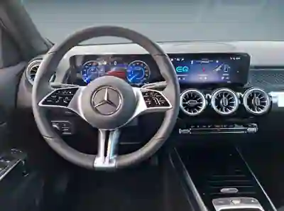 Mercedes-Benz EQB 2025 - 25800 EUR, 10000 km - 10000km - foto 3 de 7