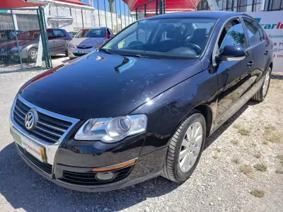 Volkswagen Passat 2008 - 7350 EUR, 187033 km - AUTO.MOTO.pt - 187033km - foto 3 de 25