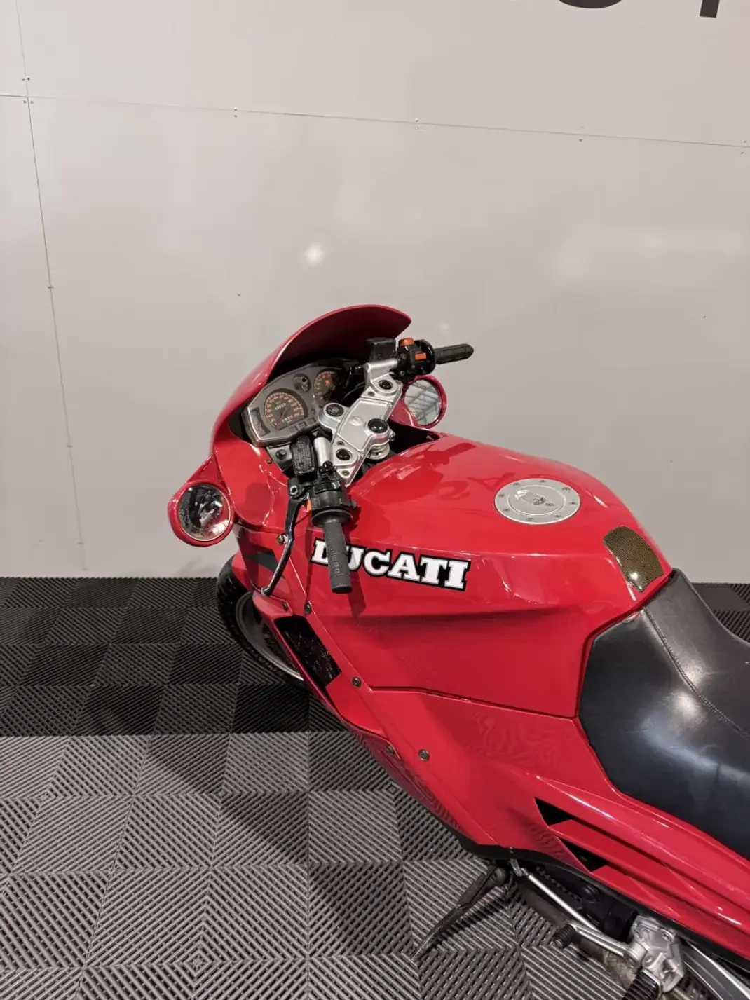 Ducati 749 1987 - 5500 EUR, 40500 km - 40500km - foto 13 de 13