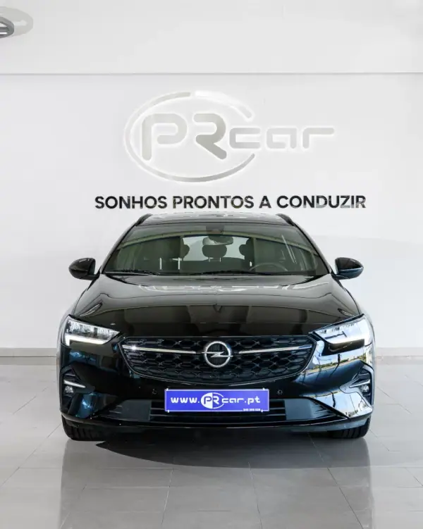 Opel Insignia Sports Tourer 2021 - 15900 EUR, 91563 km - AUTO.MOTO.pt - 91563km - foto 2 de 35