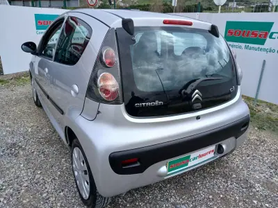 Citroën C1 2013 - 5650 EUR, 177053 km - AUTO.MOTO.pt - 177053km - foto 12 de 24