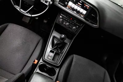 SEAT Leon ST 2019 - 7750 EUR, 352055 km - AUTO.MOTO.pt - 352055km - foto 33 de 43