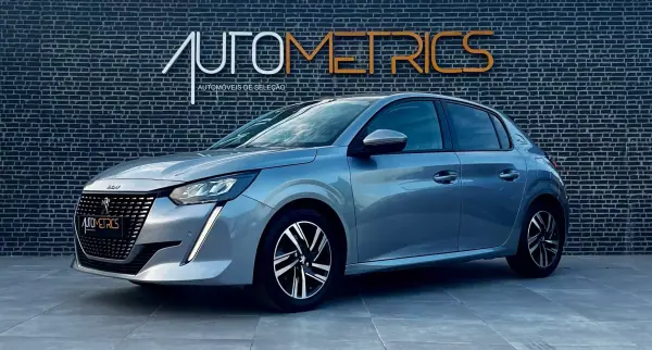 Peugeot 208 2020 - 14900 EUR, 128000 km - AUTO.MOTO.pt - 128000km - foto 9 de 13