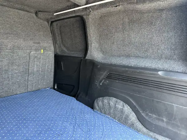 Citroën Berlingo 1.5 Hdi 2020 - 12900 EUR, 120000 km - AUTO.MOTO.pt - 120000km - foto 49 de 53