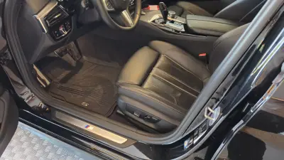 BMW 520 2017 - 19900 EUR, 313208 km - AUTO.MOTO.pt - 313208km - foto 30 de 51