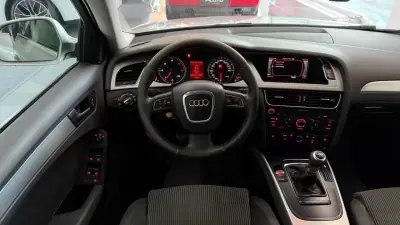 Audi A4 Avant 2008 - 9990 EUR, 300335 km - AUTO.MOTO.pt - 300335km - foto 15 de 24