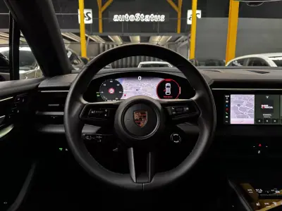Porsche Macan 2025 - 87990 EUR, 15800 km - AUTO.MOTO.pt - 15800km - foto 18 de 33