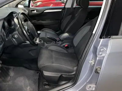 Citroën C4 2017 - 9690 EUR, 90951 km - AUTO.MOTO.pt - 90951km - foto 9 de 11