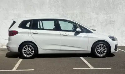 BMW 216 Gran Tourer 2019 - 15900 EUR, 105978 km - AUTO.MOTO.pt - 105978km - foto 8 de 20