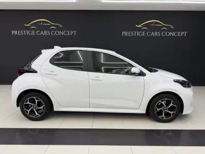 Toyota Yaris 2021 - 15950 EUR, 131306 km - AUTO.MOTO.pt - 131306km - foto 2 de 40