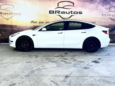 Tesla Model 3 2020 - 20900 EUR, 170759 km - AUTO.MOTO.pt - 170759km - foto 4 de 20