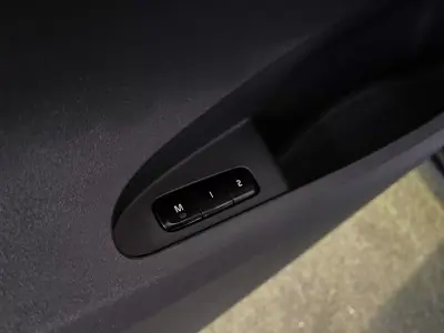 Polestar 2 2022 - 35500 EUR, 39000 km - 39000km - foto 13 de 43