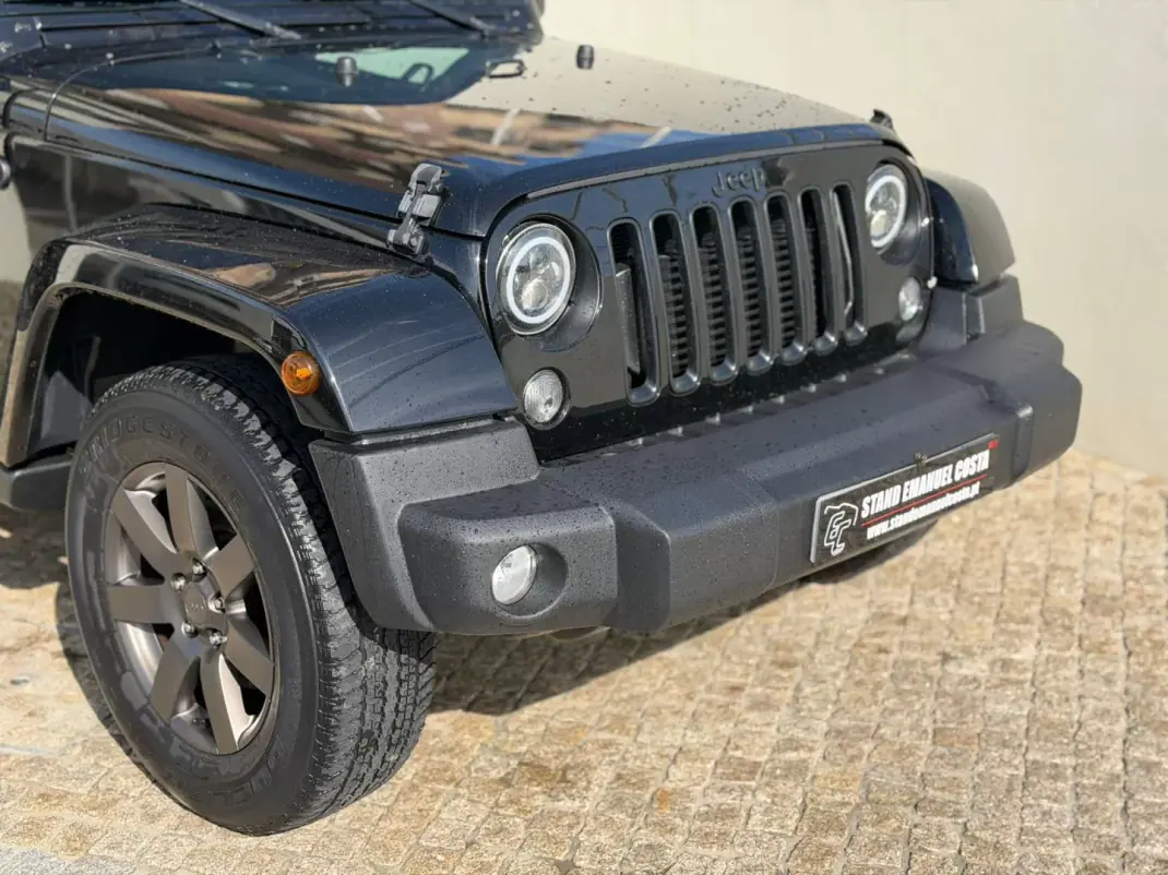 Jeep Wrangler Unlimited 2019 - 48500 EUR, 89000 km - AUTO.MOTO.pt - 89000km - foto 3 de 10