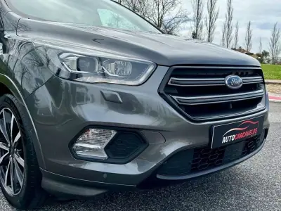 Ford Kuga 2017 - 16490 EUR, 75000 km - AUTO.MOTO.pt - 75000km - foto 11 de 60