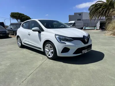 Renault Clio 2021 - 14990 EUR, 143100 km - AUTO.MOTO.pt - 143100km - foto 2 de 15
