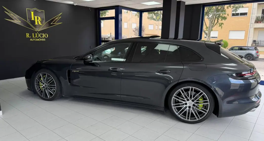 Porsche Panamera Sport Turismo 2017 - 46500 EUR, 283038 km - 283038km - foto 8 de 28
