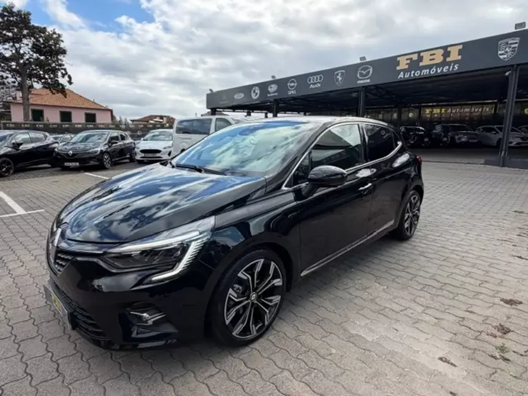 Renault Clio 2022 - 16900 EUR, 74180 km - AUTO.MOTO.pt - 74180km - foto 1 de 12