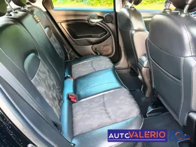 Fiat 500X 2021 - 17450 EUR, 76516 km - AUTO.MOTO.pt - 76516km - foto 32 de 40