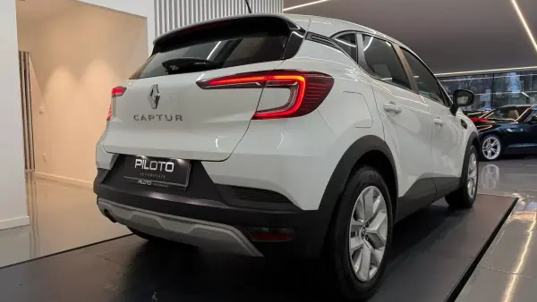Renault Captur 2021 - 13990 EUR, 167491 km - AUTO.MOTO.pt - 167491km - foto 12 de 29