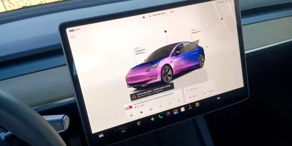 Tesla Model 3 2023 - 30450 EUR, 61000 km - AUTO.MOTO.pt - 61000km - foto 14 de 22