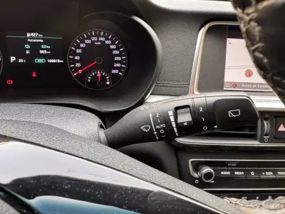 Kia Optima SW 2021 - 19500 EUR, 109915 km - AUTO.MOTO.pt - 109915km - foto 15 de 28