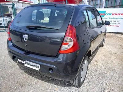 Dacia Sandero 2012 - 5350 EUR, 75719 km - 75719km - foto 7 de 19