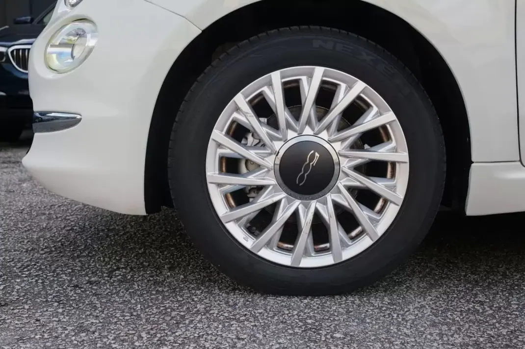 Fiat 500 2021 - 9999 EUR, 108000 km - AUTO.MOTO.pt - 108000km - foto 10 de 28