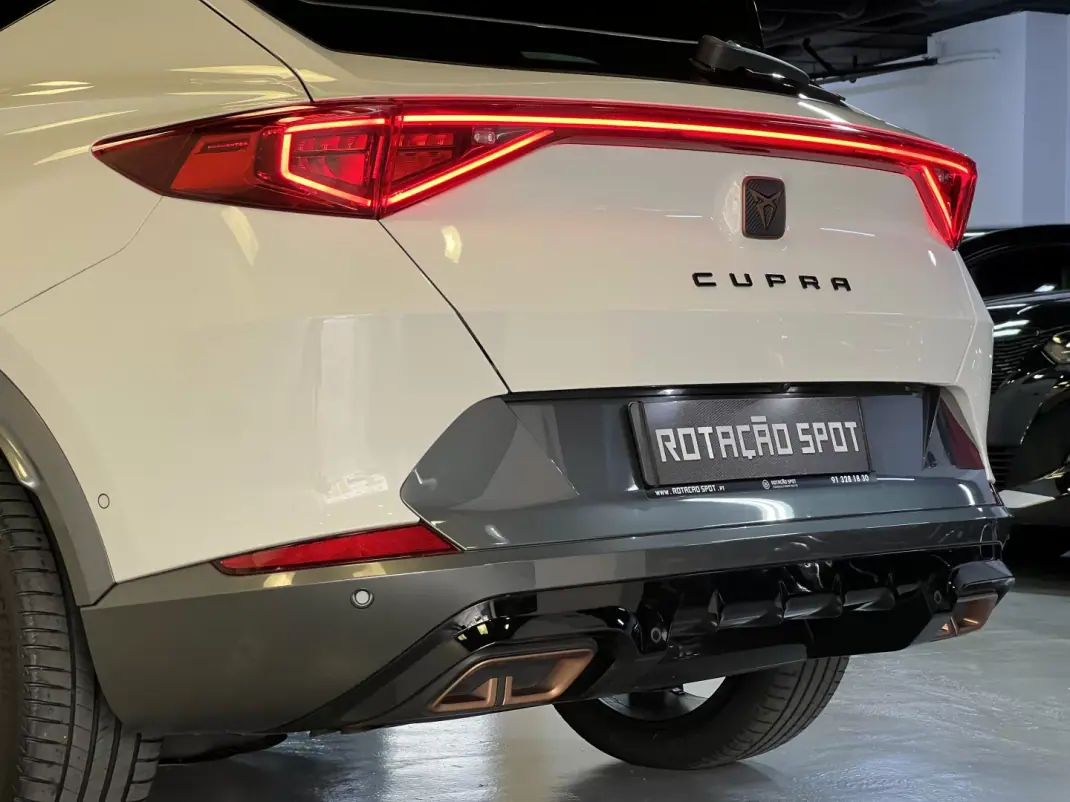 Cupra Formentor 2022 - 29990 EUR, 48000 km - AUTO.MOTO.pt - 48000km - foto 24 de 52