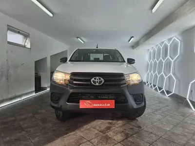 Toyota Hilux 2020 - 27950 EUR, 285523 km - AUTO.MOTO.pt - 285523km - foto 6 de 68