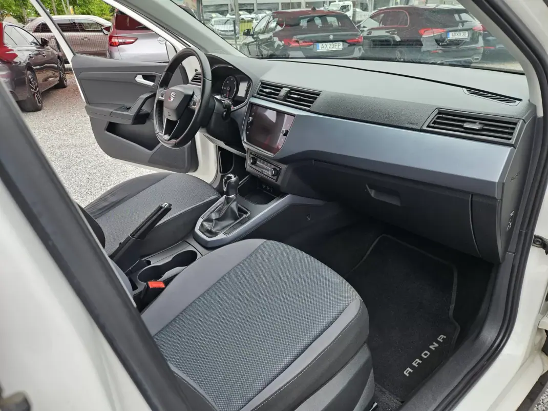 SEAT Arona 2018 - 15500 EUR, 115150 km - AUTO.MOTO.pt - 115150km - foto 32 de 51
