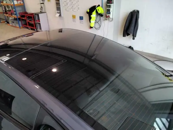 Tesla Model 3 2023 - 30900 EUR, 37000 km - AUTO.MOTO.pt - 37000km - foto 11 de 14