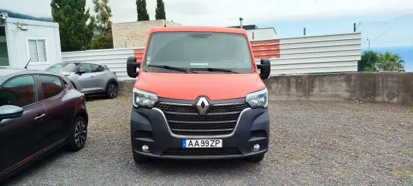Renault Master 2020 - 19500 EUR, 86600 km - AUTO.MOTO.pt - 86600km - foto 2 de 4