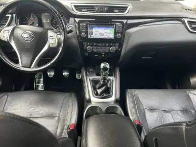 Nissan Qashqai 2015 - 18500 EUR, 152000 km - AUTO.MOTO.pt - 152000km - foto 7 de 12