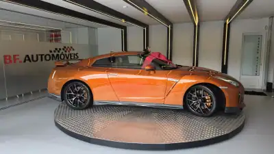 Nissan GT-R 2017 - 145000 EUR, 54312 km - AUTO.MOTO.pt - 54312km - foto 8 de 57
