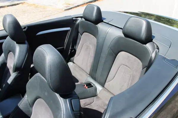 Audi A5 Cabrio 2013 - 19400 EUR, 190000 km - 190000km - foto 29 de 34