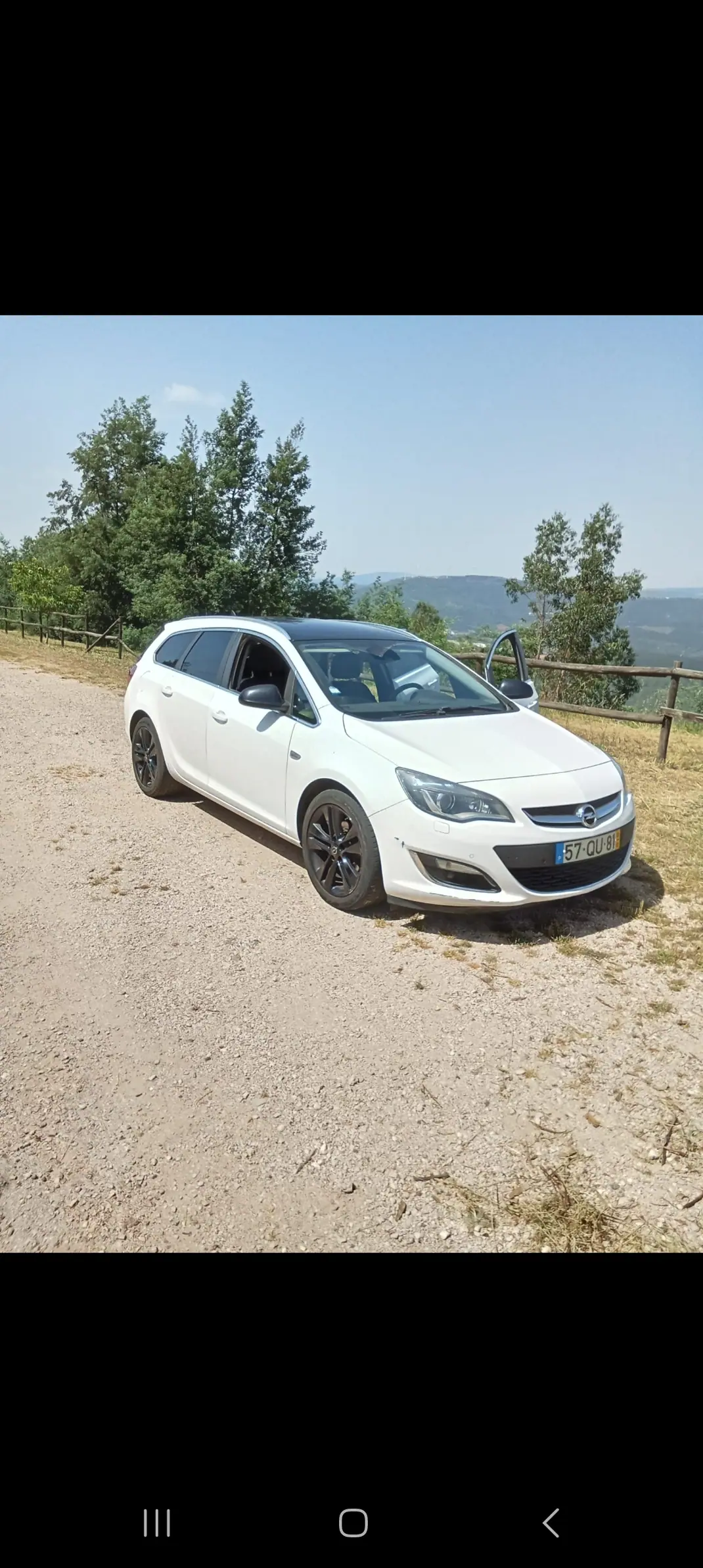 Opel Astra Sports Tourer 2016 - 7500 EUR, 130000 km - AUTO.MOTO.pt - 130000km - foto 1 de 12