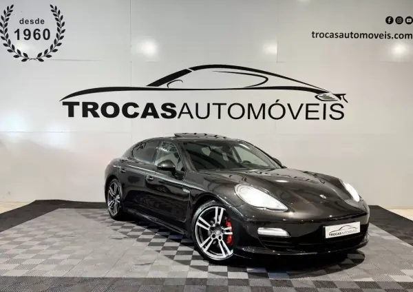Porsche Panamera 2011 - 36900 EUR, 197360 km - AUTO.MOTO.pt - 197360km - foto 34 de 60