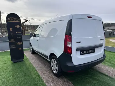 Dacia Dokker 2015 - 7000 EUR, 287197 km - AUTO.MOTO.pt - 287197km - foto 9 de 35