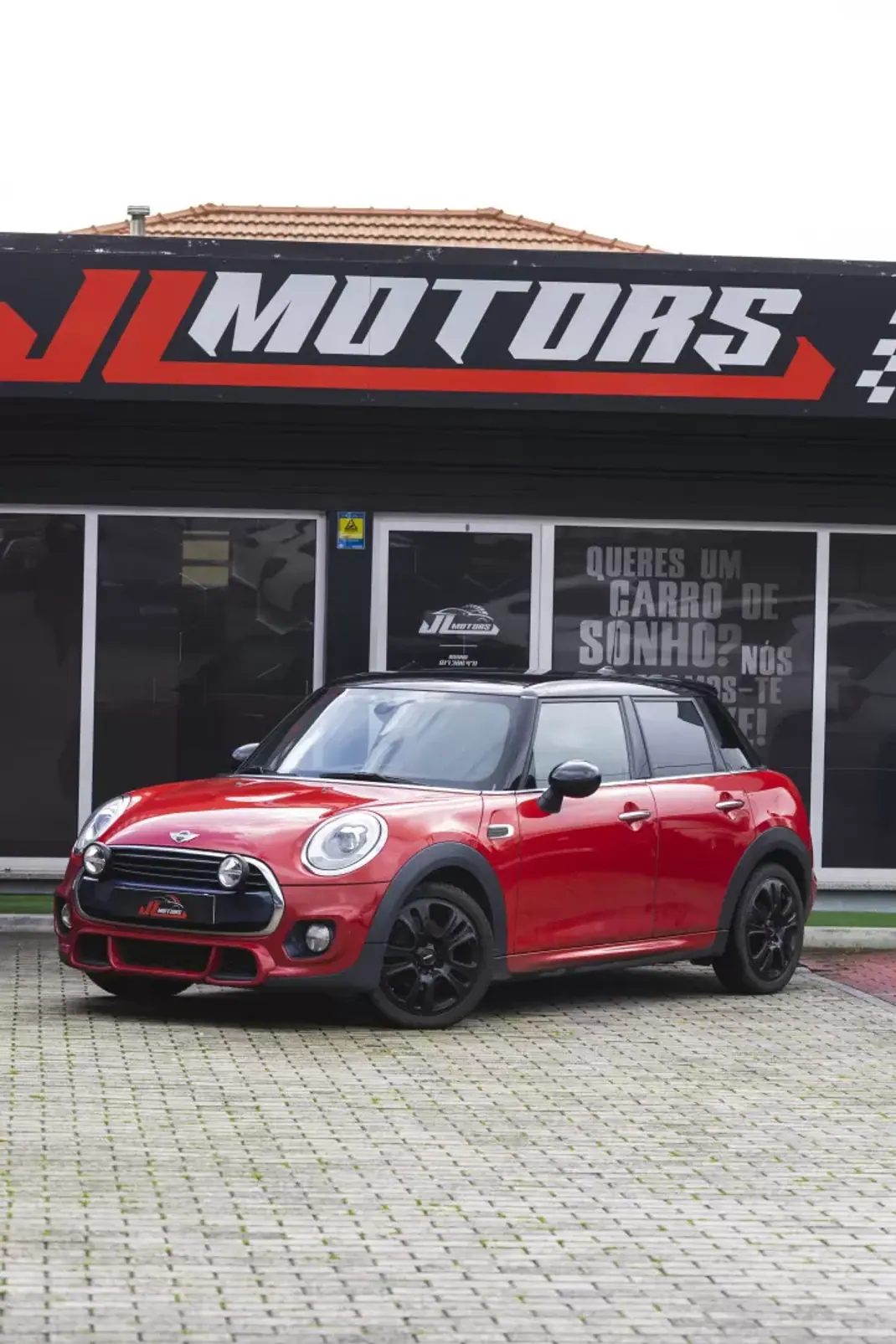 MINI Cooper 2015 - 14500 EUR, 211994 km - AUTO.MOTO.pt - 211994km - foto 4 de 31