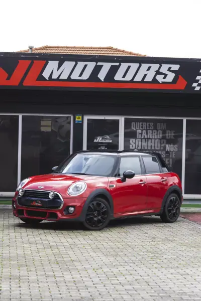 MINI Cooper 2015 - 14500 EUR, 211994 km - AUTO.MOTO.pt - 211994km - foto 4 de 31