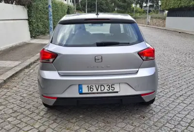 SEAT Ibiza 2018 - 10900 EUR, 184500 km - AUTO.MOTO.pt - 184500km - foto 3 de 17