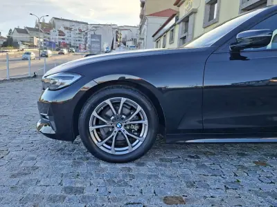 BMW 318 2019 - 28490 EUR, 74597 km - AUTO.MOTO.pt - 74597km - foto 5 de 18