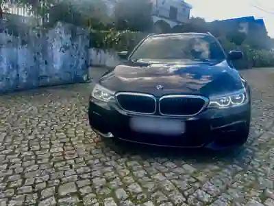 BMW 520 2019 - 26950 EUR, 268120 km - AUTO.MOTO.pt - 268120km - foto 15 de 18