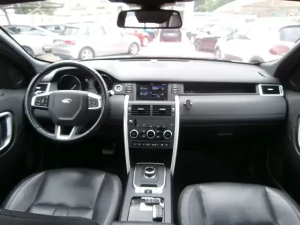 Land Rover Discovery Sport 2017 - 22500 EUR, 165585 km - AUTO.MOTO.pt - 165585km - foto 14 de 37