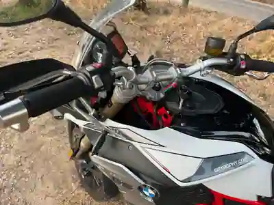 BMW F 800 GS Trophy 2016 - 7200 EUR, 33000 km - foto 1 de 9