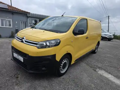 Citroën Jumpy 2019 - 15900 EUR, 122000 km - AUTO.MOTO.pt - 122000km - foto 15 de 60