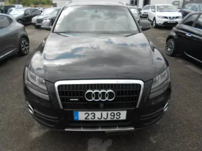 Audi Q5 2010 - 14900 EUR, 177706 km - AUTO.MOTO.pt - 177706km - foto 1 de 13